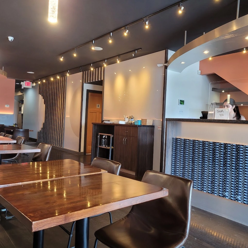 Best Indian pizza fusion in Richmond, BC